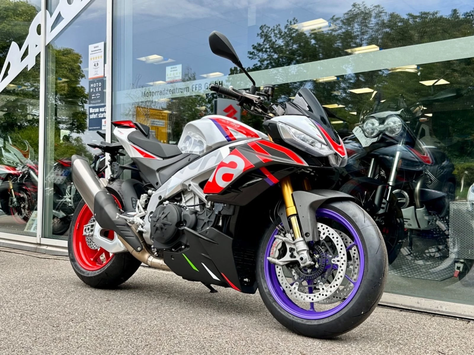 Speedpro Cobra SP2 Slip-On - Aprilia Tuono V4 1100 Factory — Aprilia Tuono V4 1100 & RSV4 1100 (2017-2024) (SPC-SP2-TV4)