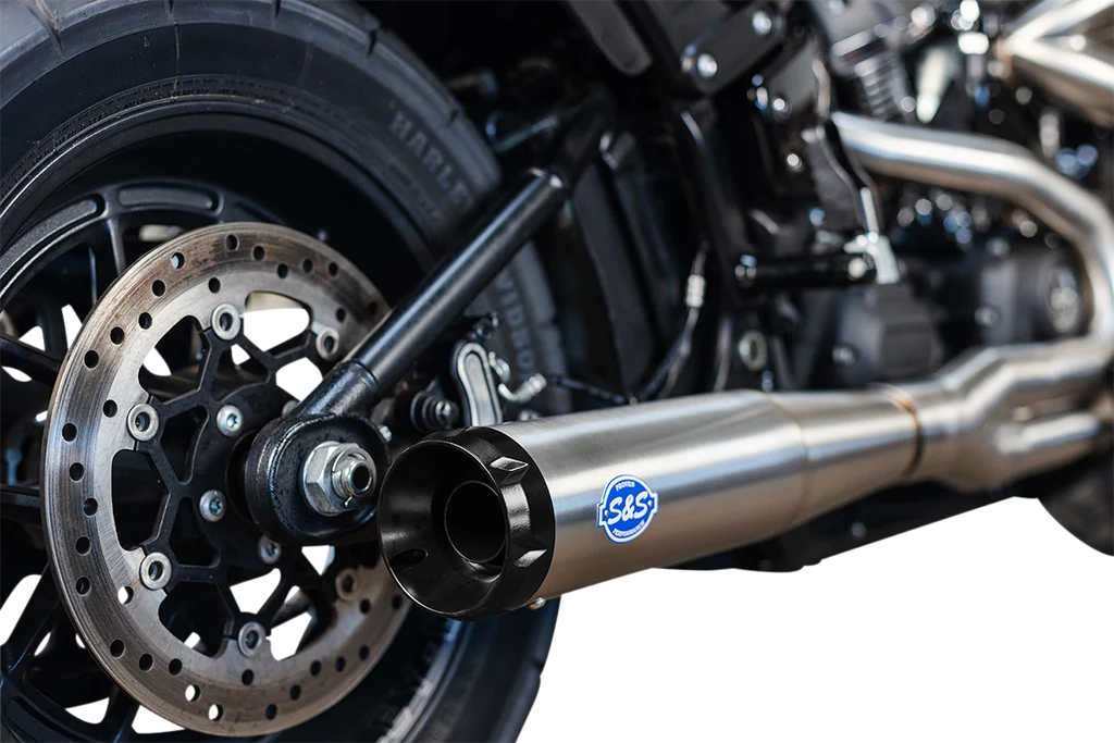 S&S SuperStreet 2-into-1 Exhaust - M8 Softail (Stainless) — Harley-Davidson Softail M8 (2018-2024) (SS-550-0789)
